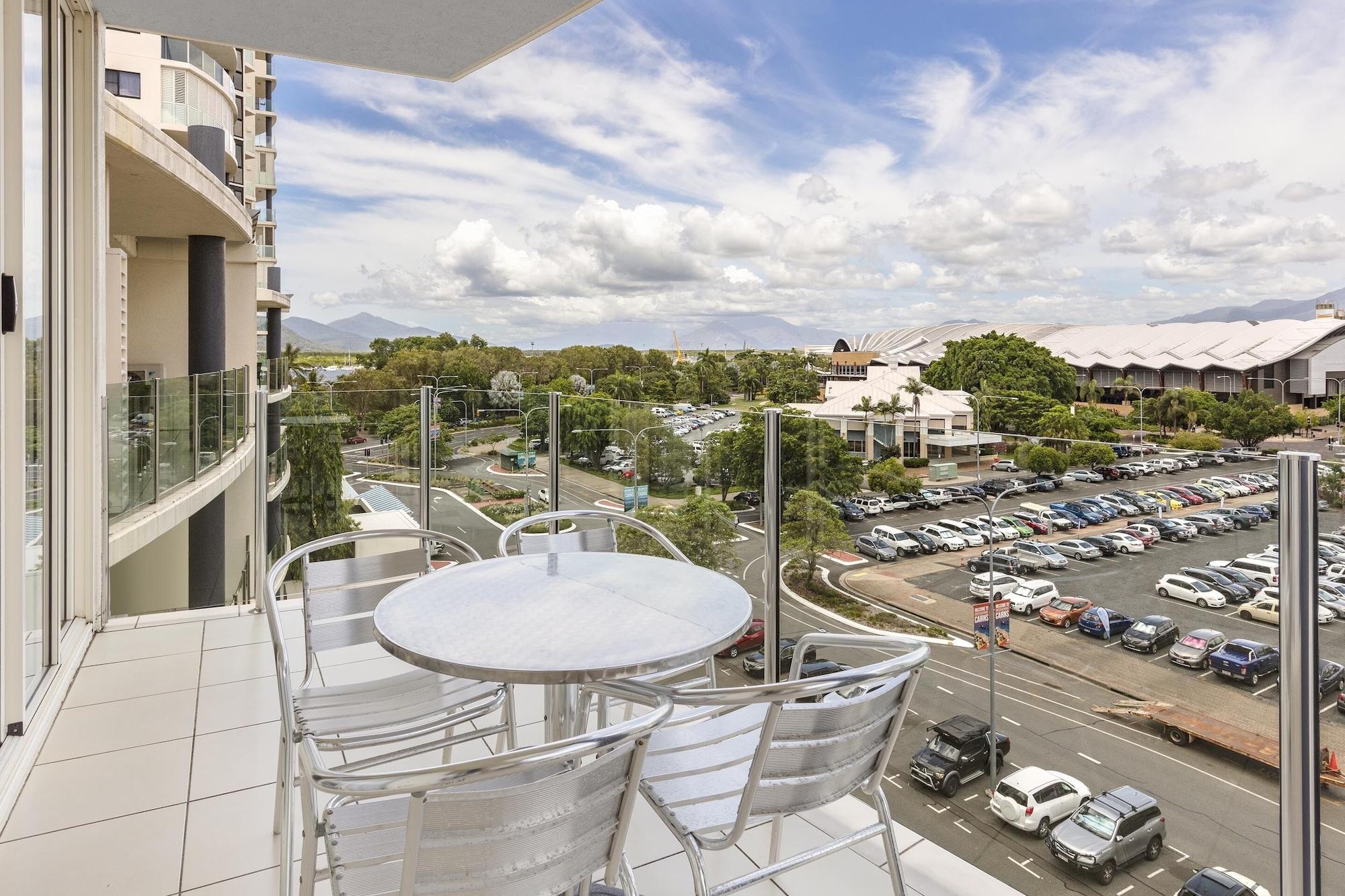 Park Regis City Quays Hotel Cairns Buitenkant foto